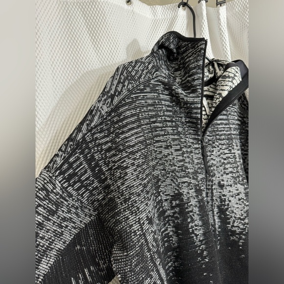 Adidas jacket - Picture 3 of 14